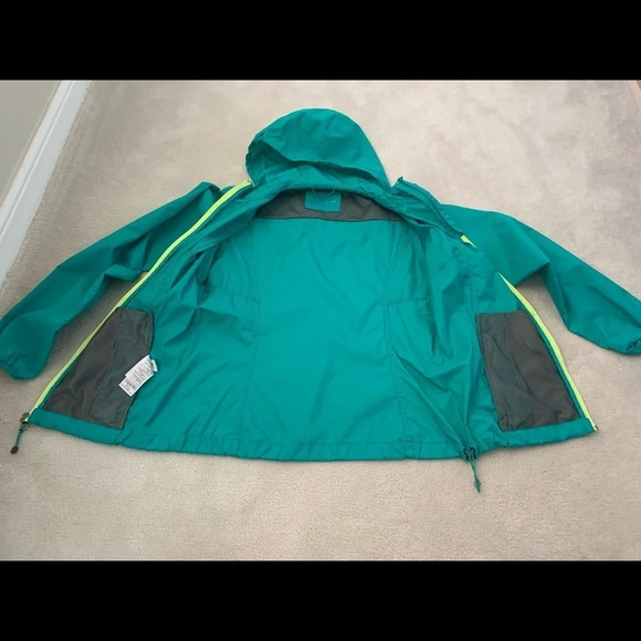 Eddie Bauer Packable hooded rain jacket, S - Picture 12 of 16